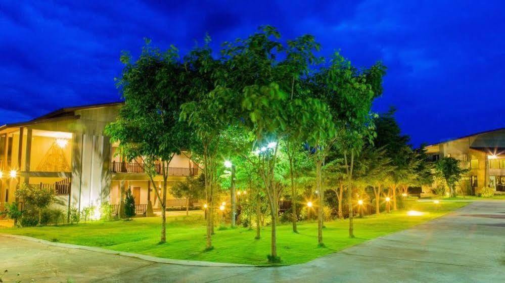 Baan Pailyn Resort Lamphun Li Екстериор снимка